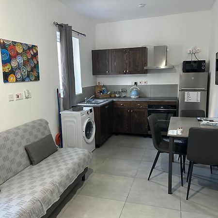 St Gaetans Studio Apartment 6A Hamrun Exterior foto