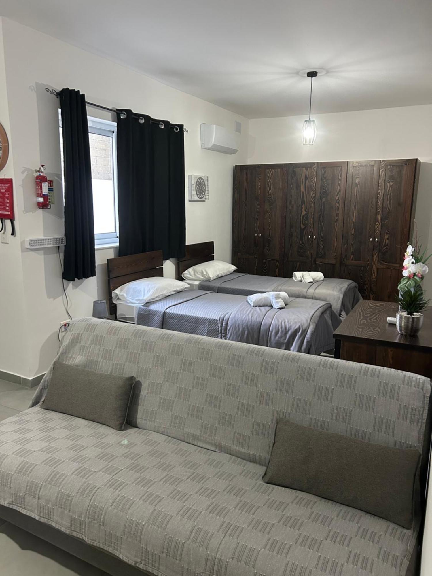 St Gaetans Studio Apartment 6A Hamrun Exterior foto